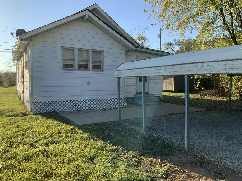 608 Jacksboro Street Ferguson KY 42533