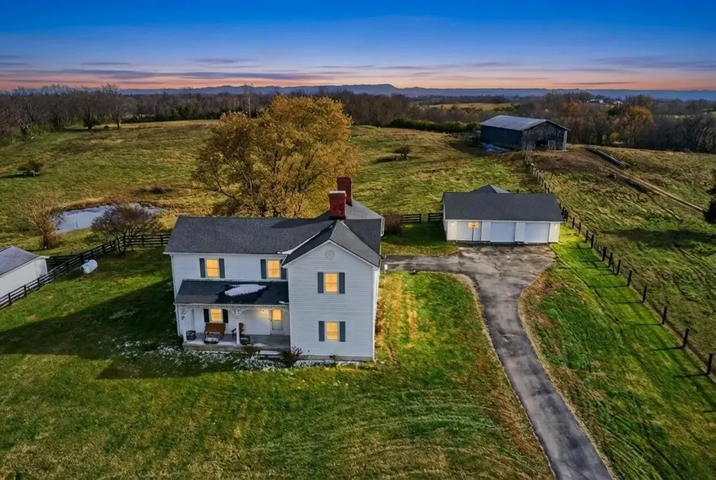 1503 Schollsville Road Winchester KY 40391