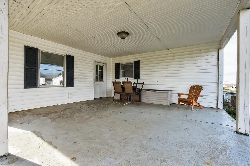 1503 Schollsville Road Winchester KY 40391