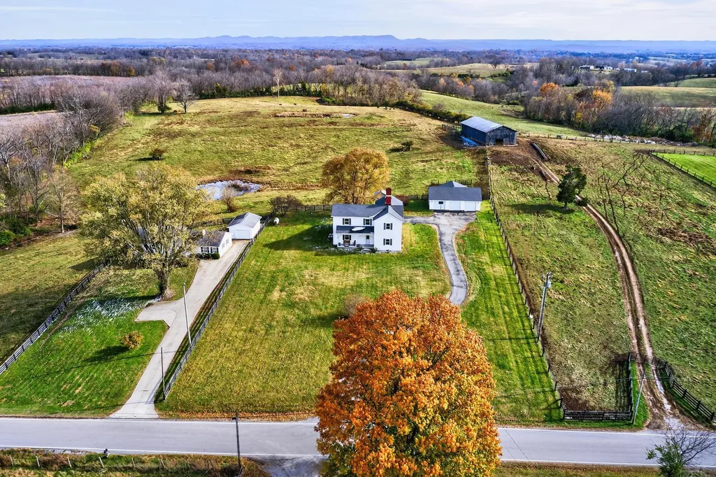 1503 Schollsville Road Winchester KY 40391