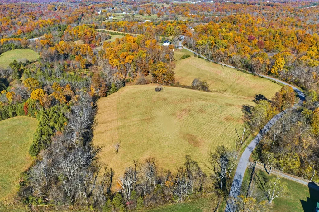 47.48 Tatum Springs Road Willisburg KY 40078