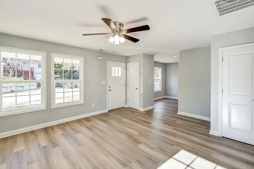 125 Elkhorn Drive Frankfort KY 40601