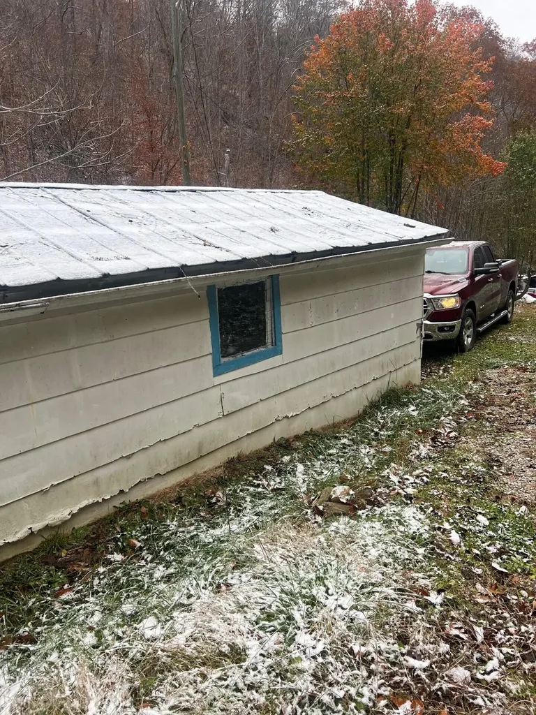 821 Runnells Branch Road Hindman KY 41822