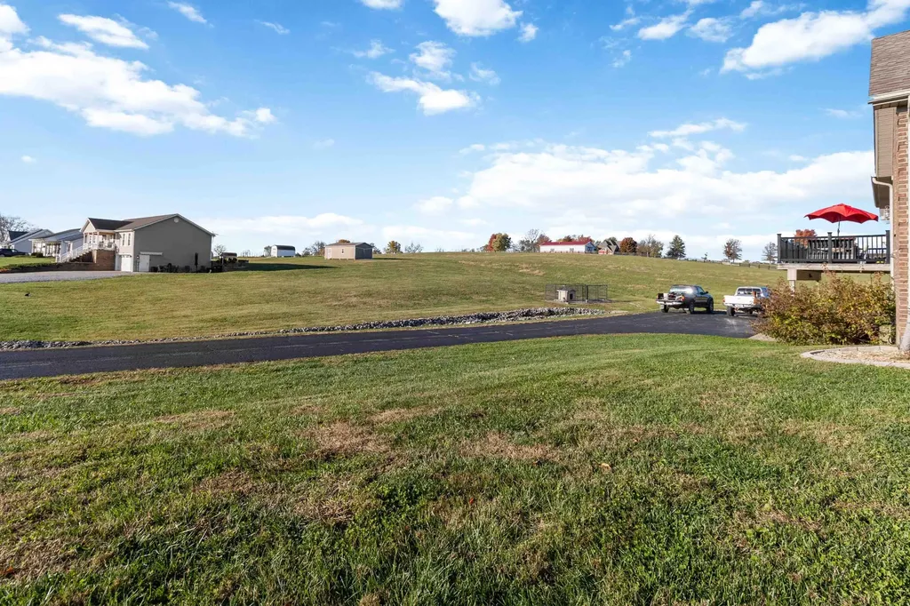 100 N Braxton Drive Perryville KY 40468
