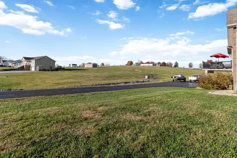 100 N Braxton Drive Perryville KY 40468