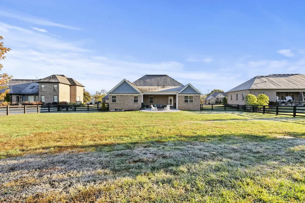 610 Old Coach Road Nicholasville KY 40356