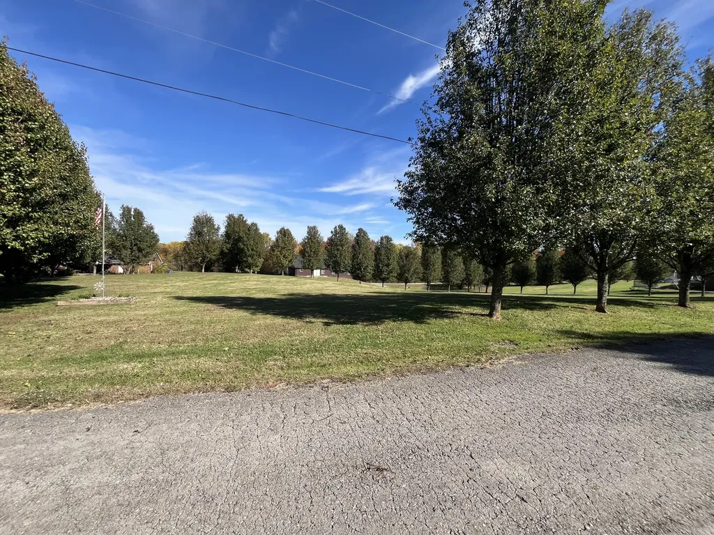 28 Farmington Way Columbia KY 42728