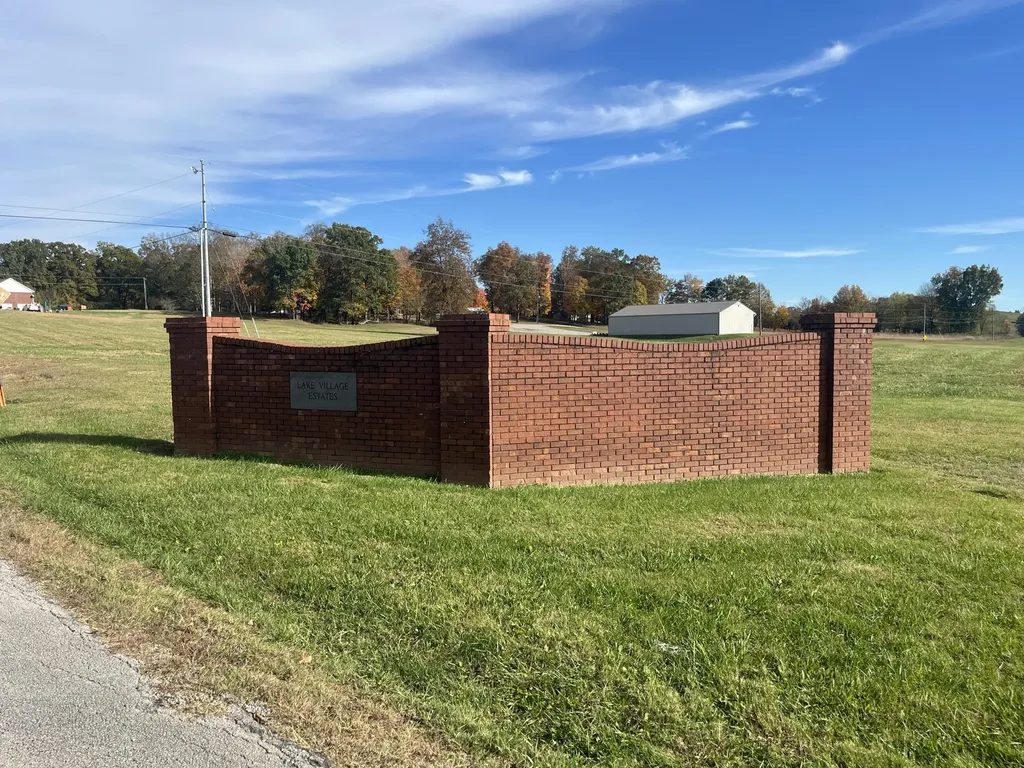 28 Farmington Way Columbia KY 42728
