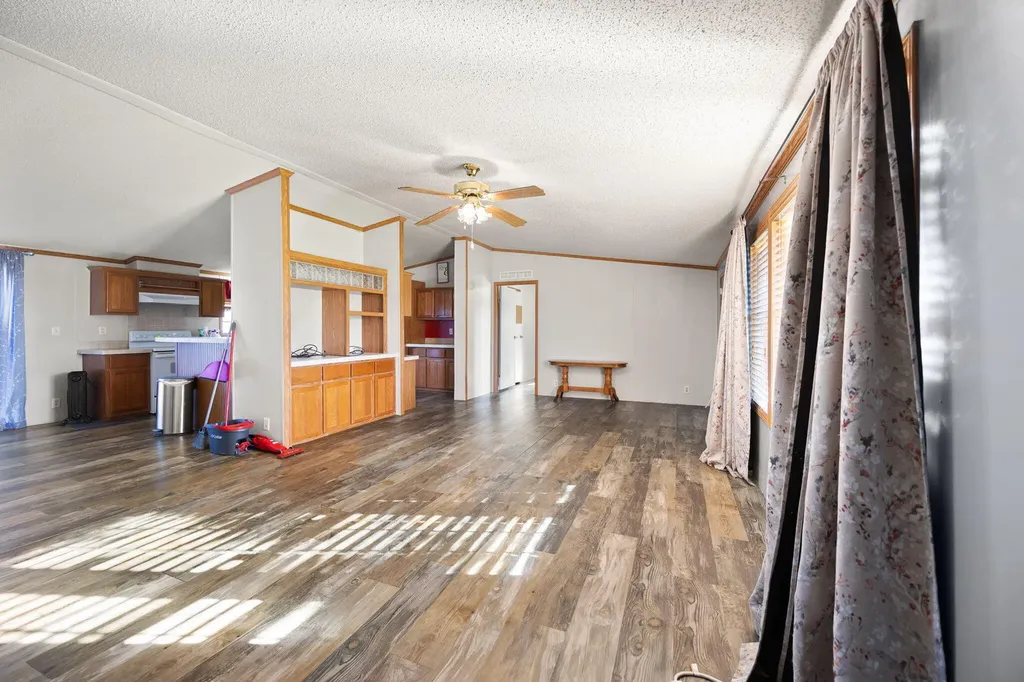 324 Lawless Lane Jamestown KY 42629