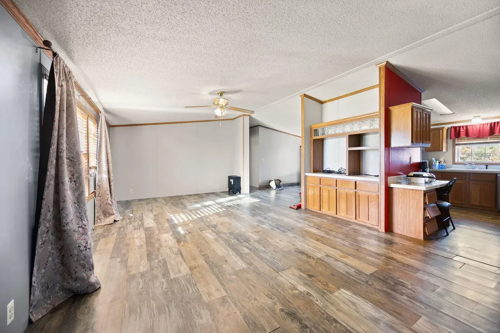 324 Lawless Lane Jamestown KY 42629