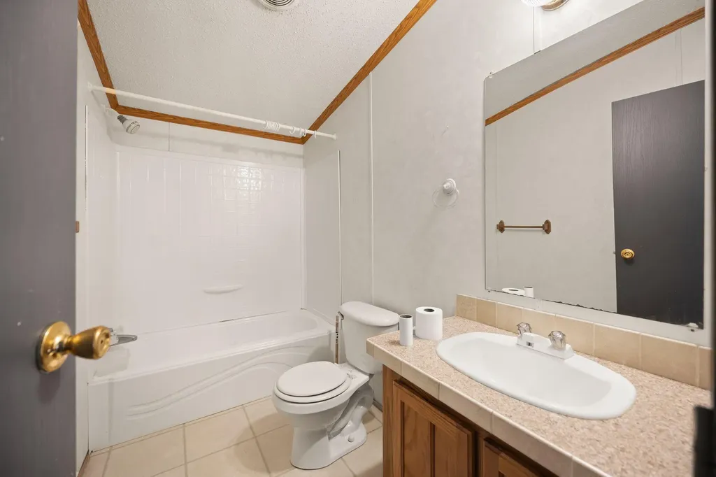 324 Lawless Lane Jamestown KY 42629