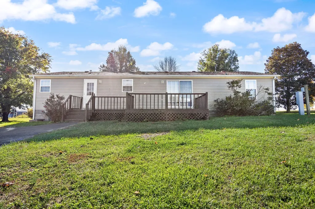 324 Lawless Lane Jamestown KY 42629
