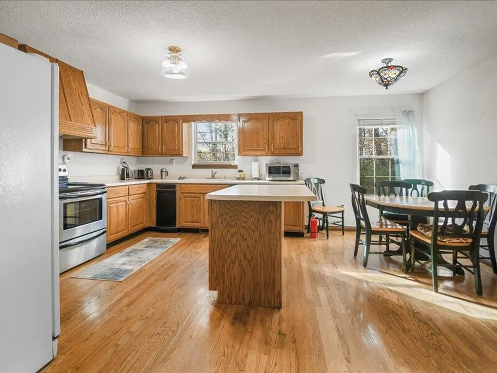 189 Stephens Farm Road Whitley City KY 42653