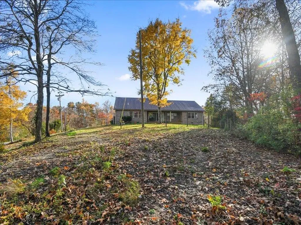 189 Stephens Farm Road Whitley City KY 42653