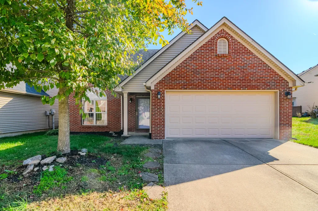 3840 Everetts Dale Lexington KY 40514