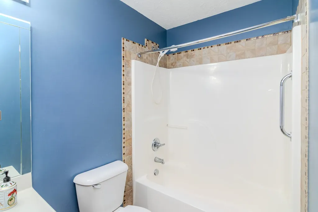 3840 Everetts Dale Lexington KY 40514