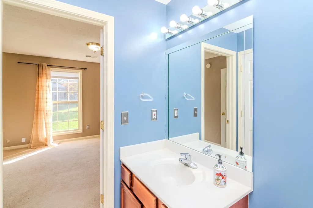 3840 Everetts Dale Lexington KY 40514