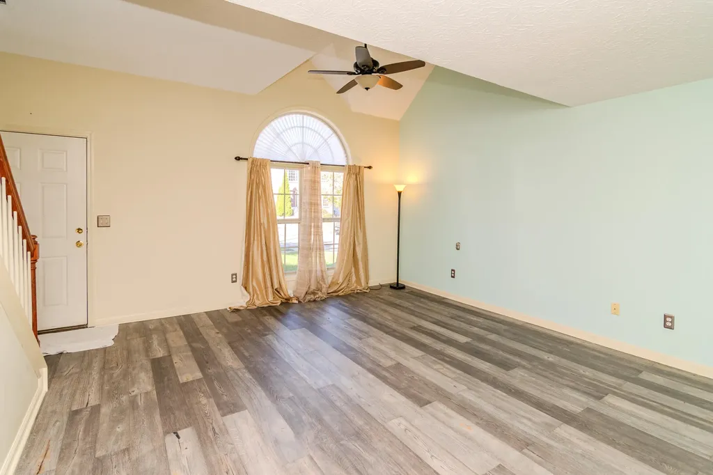 3840 Everetts Dale Lexington KY 40514