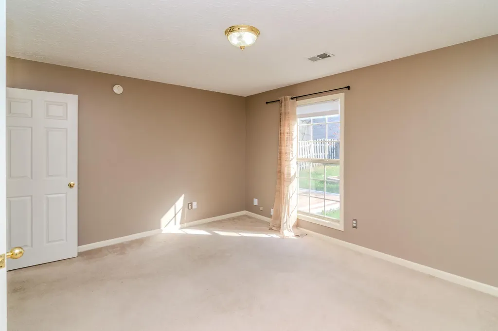 3840 Everetts Dale Lexington KY 40514
