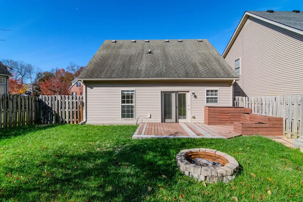 3840 Everetts Dale Lexington KY 40514