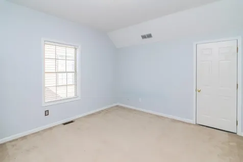 3840 Everetts Dale Lexington KY 40514