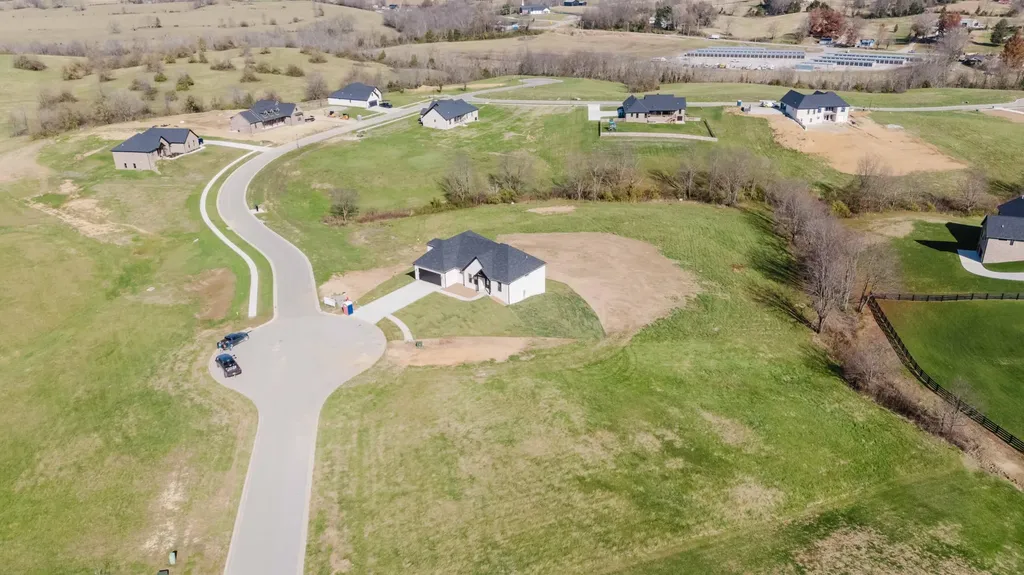 232 Berkley Hall Drive Berea KY 40403