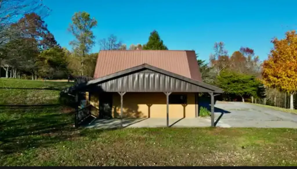 345 Fairview Road Columbia KY 42728