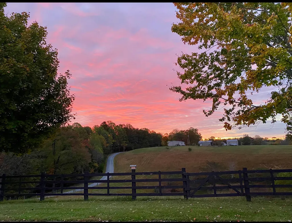 345 Fairview Road Columbia KY 42728