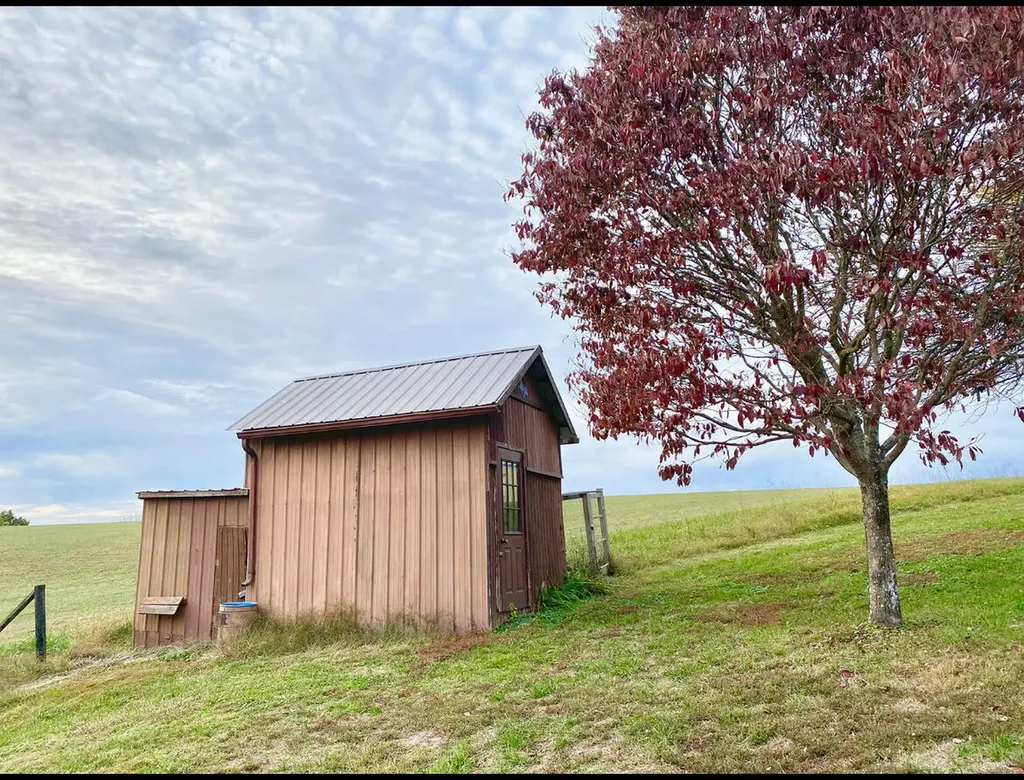 345 Fairview Road Columbia KY 42728