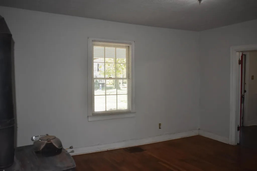 305 W Oak Street Nicholasville KY 40356