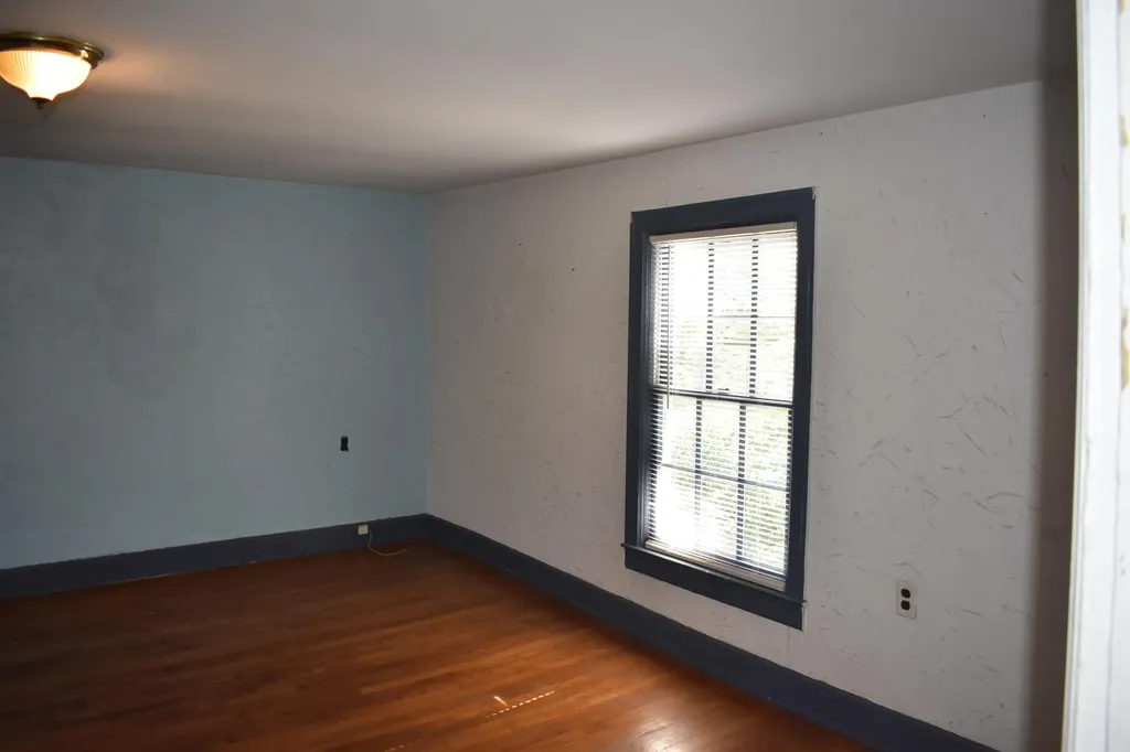 305 W Oak Street Nicholasville KY 40356