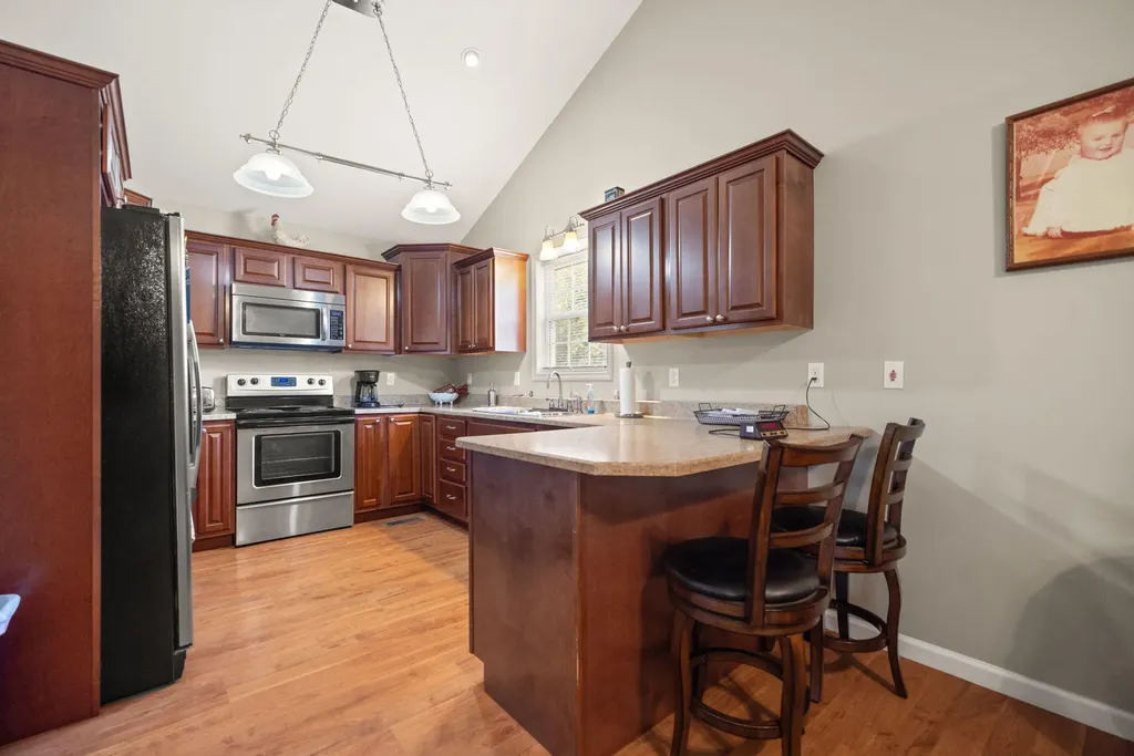 6139 Main Street Thelma KY 41260