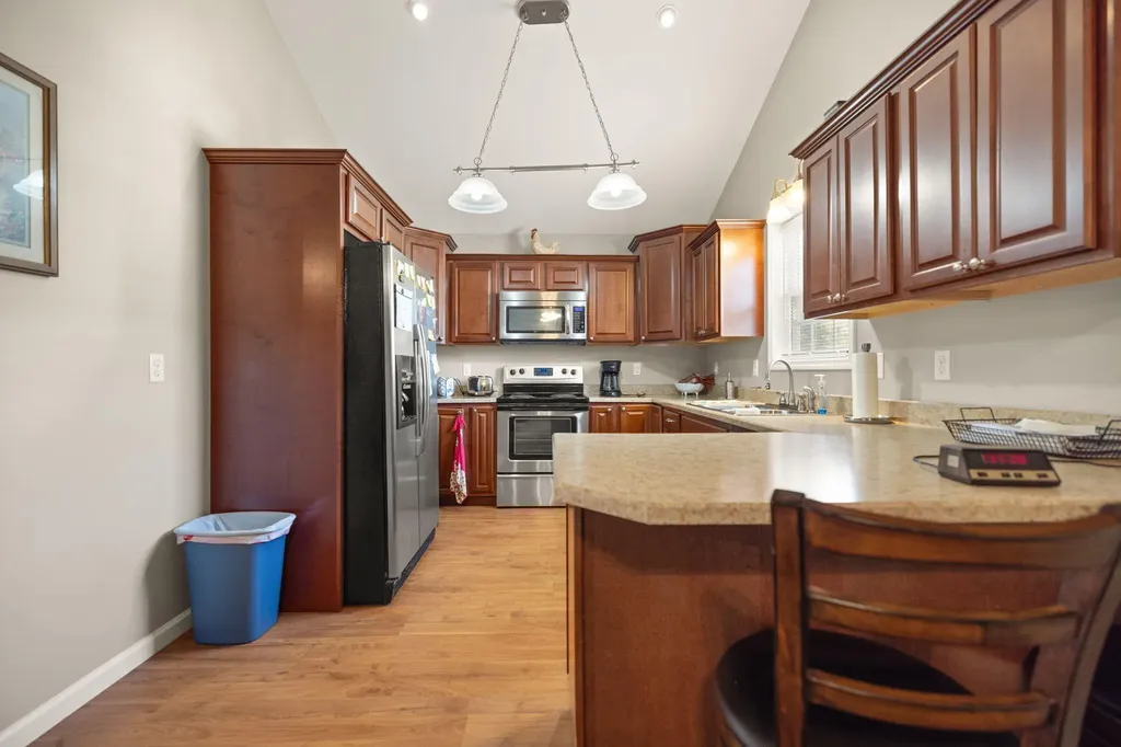 6139 Main Street Thelma KY 41260