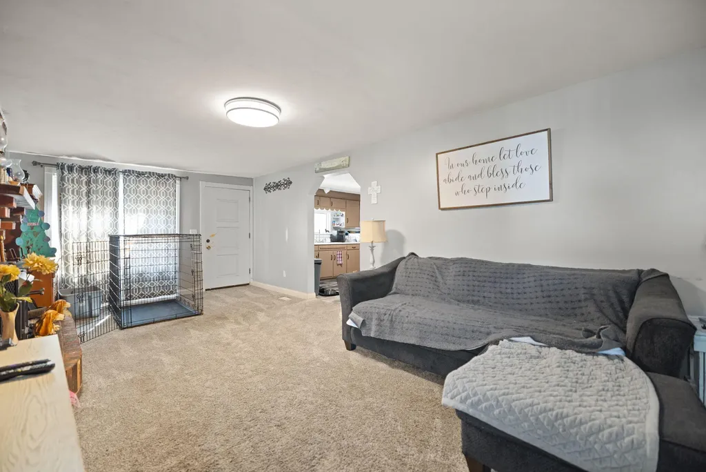 6139 Main Street Thelma KY 41260