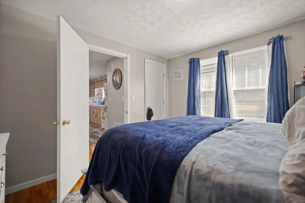 6139 Main Street Thelma KY 41260