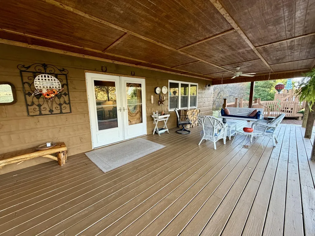 504 Earl Howard Road Keavy KY 40737
