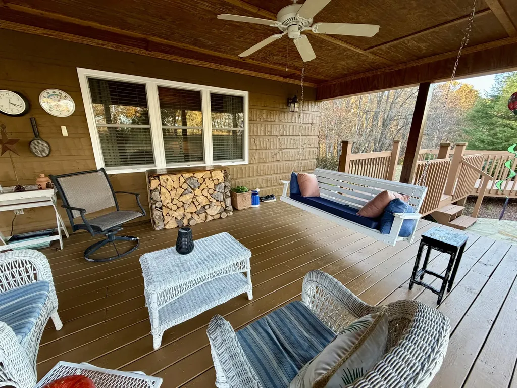 504 Earl Howard Road Keavy KY 40737