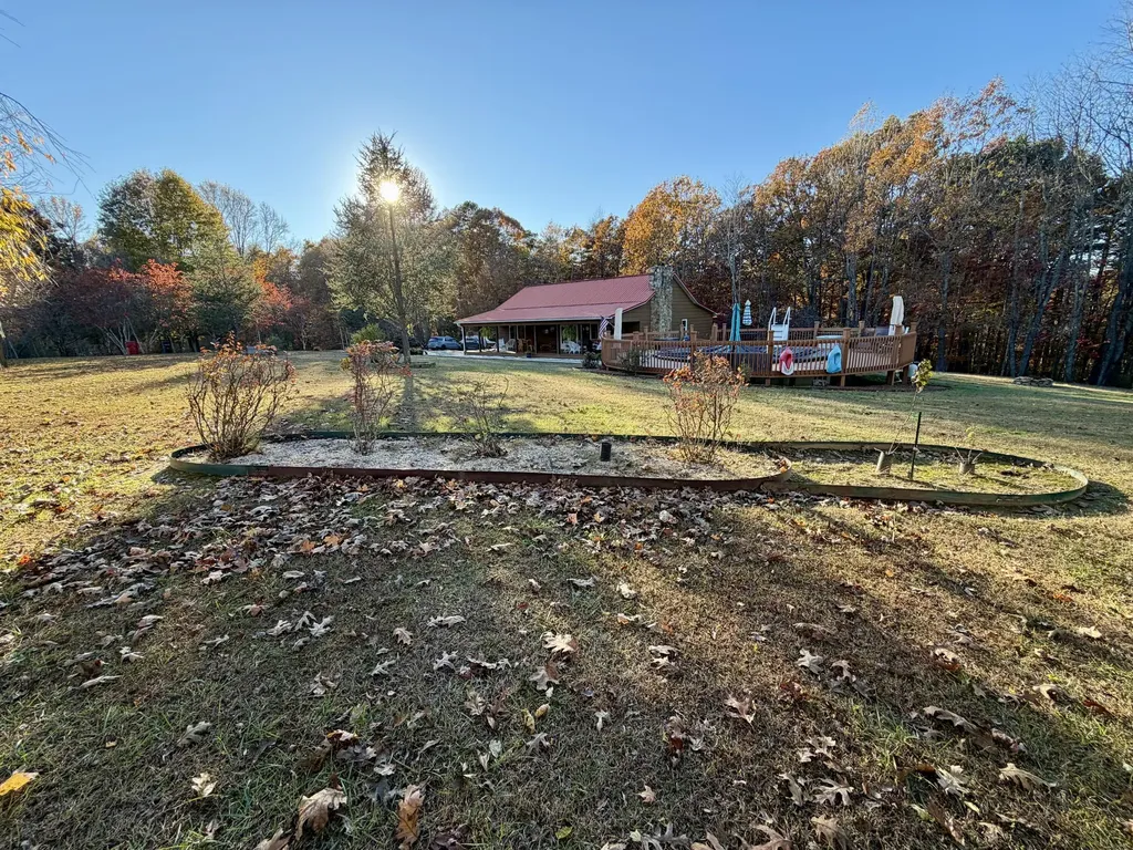 504 Earl Howard Road Keavy KY 40737