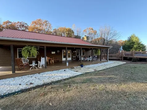 504 Earl Howard Road Keavy KY 40737