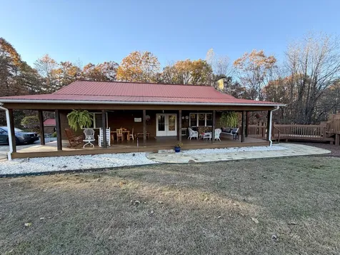 504 Earl Howard Road Keavy KY 40737