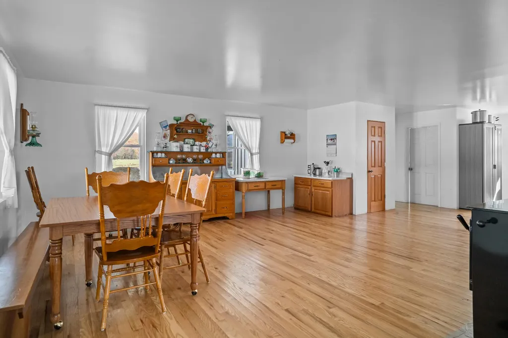 367 Walnut Road Owingsville KY 40360