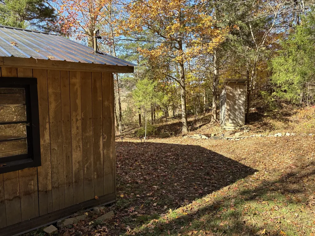 3999 Mckee Road Irvine KY 40336
