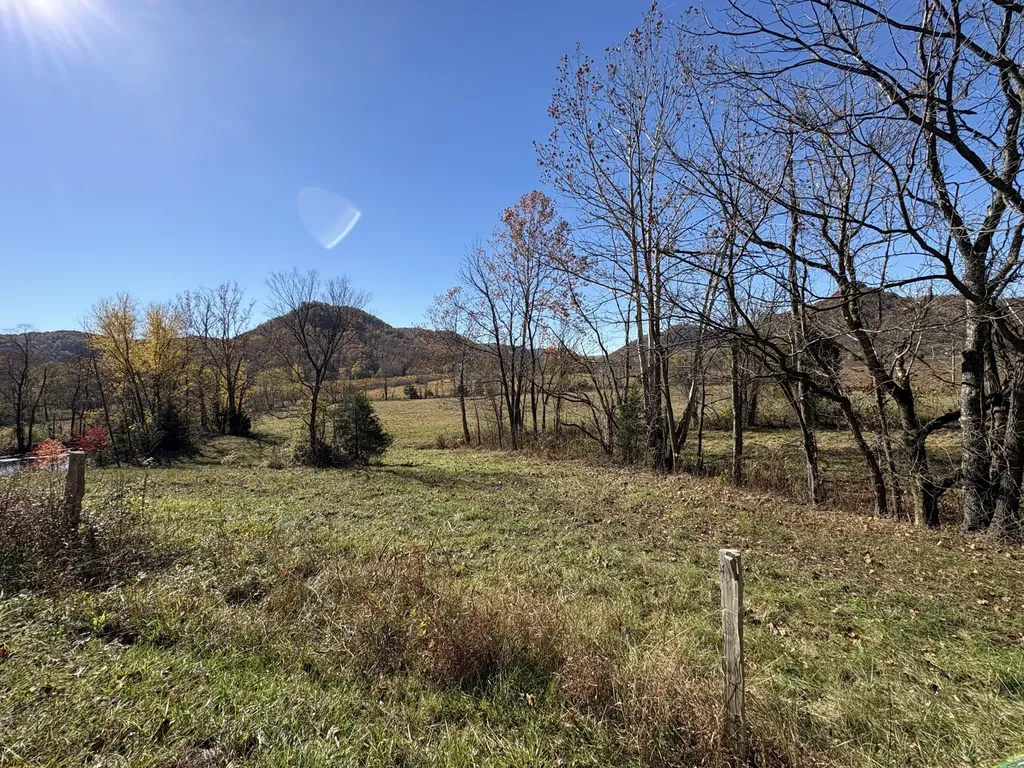 3999 Mckee Road Irvine KY 40336