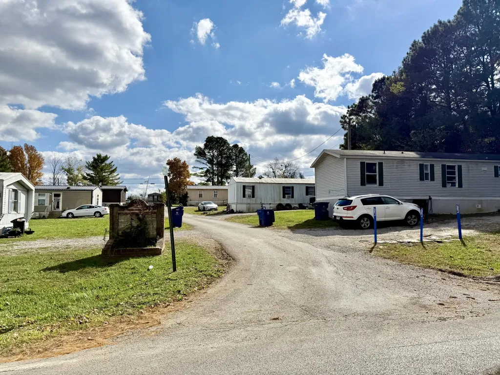 11 Dalton Lane Somerset KY 42503