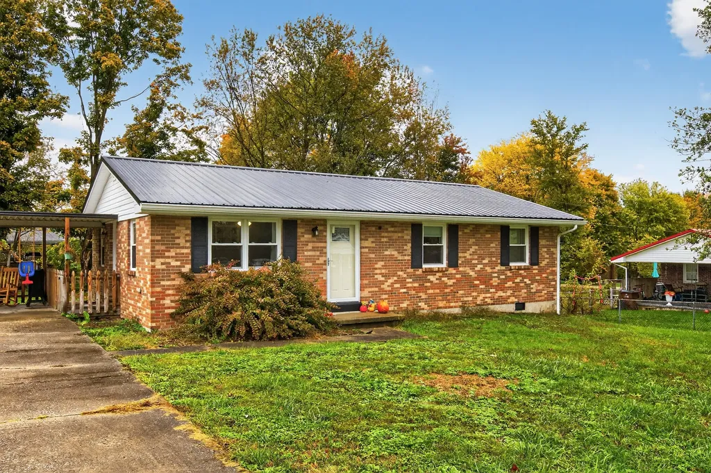 627 Brentwood Drive Mt Sterling KY 40353