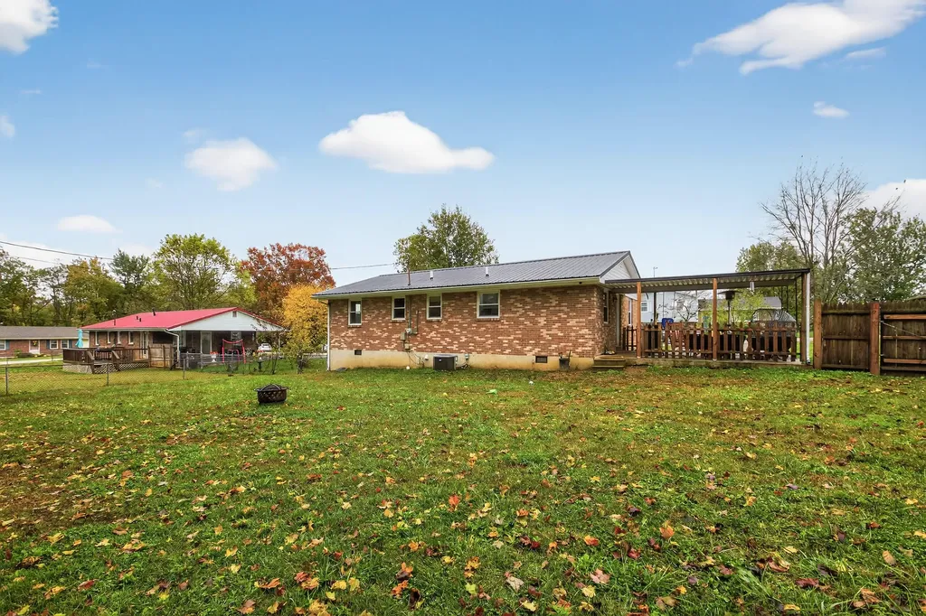 627 Brentwood Drive Mt Sterling KY 40353