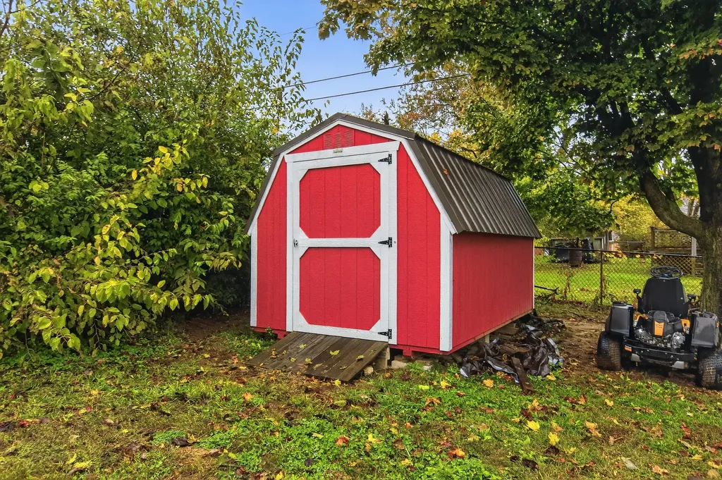 627 Brentwood Drive Mt Sterling KY 40353