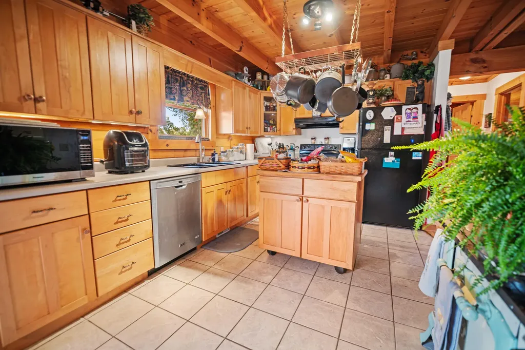 872 Bastin Creek Road Kings Mountain KY 40442