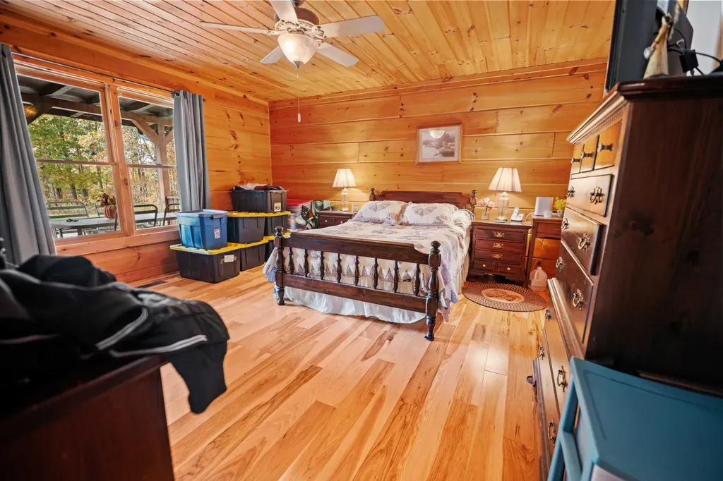 872 Bastin Creek Road Kings Mountain KY 40442