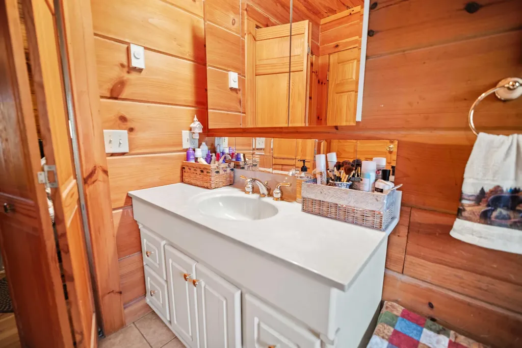 872 Bastin Creek Road Kings Mountain KY 40442
